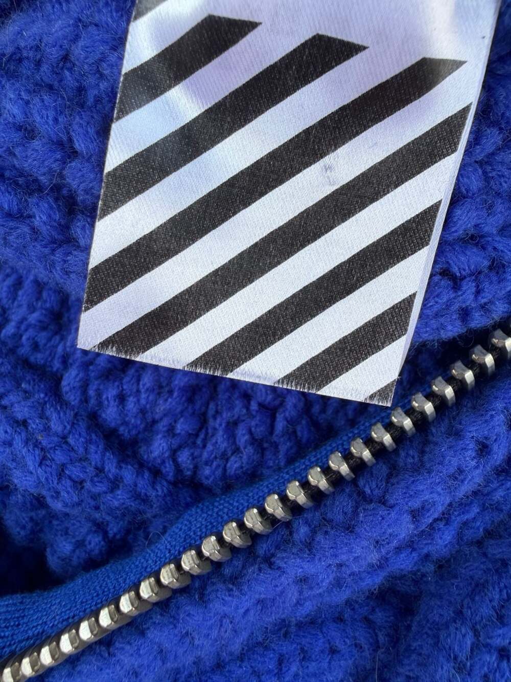 Off-White Virgil Abloh Cobalt Blue Virgin Wool Blend Cable Knit Zip-Up Sweater - Picture 5 of 7